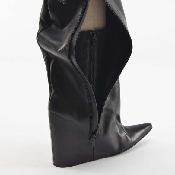 SOLD -NEW BALENCIAGA Black AstroGirl Boots Size 37 - Picture 3 of 6